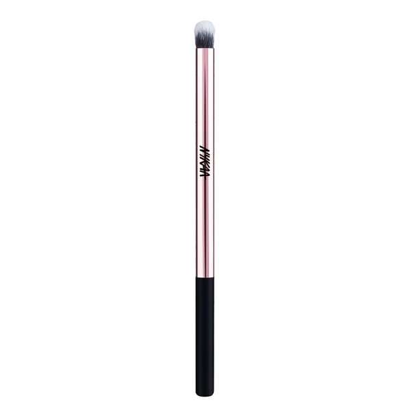 Nykaa Cosmetics BlendPro Eyeshadow Blending Makeup Brush - Ultra-Soft Bristles Blends Powder Seamlessly - Packs Exact Amount of Color - Offers Flawless, Smooth Application Everytime - 1 pc