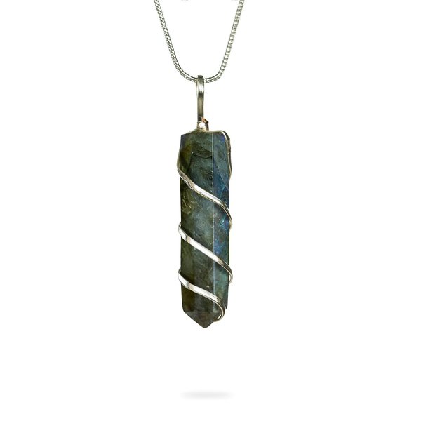 AYANA Labradorite Crystal Necklace - Genuine, Ethically Sourced Crystals and Stones, Handcrafted Healing Crystals for Spiritual and Emotional Balance, Necklaces for Women Trendy
