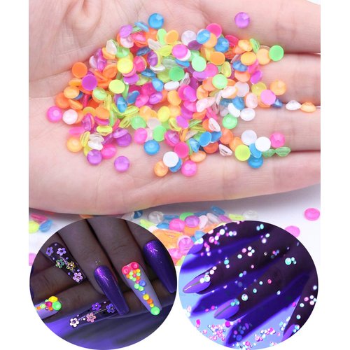 SUKPSY 800 Pcs Mix Color Nail Art Resin Rhinestones Nail Charms 3D Flatback Mixed Sizes Nail Gems Stones for Nail Art Clothes Shoes Bags Phone Case Decoration (Luminous Rhinestones)