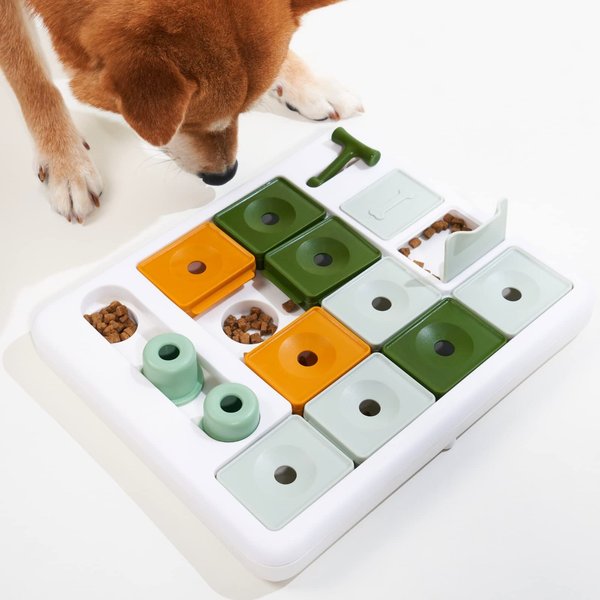Barkwhiz Dog Puzzle Toy 3 Levels, Dog Interactive Toys, Mental stimulating for Boredom and Smart Dogs, Treat Puzzle for All Breeds Dog.