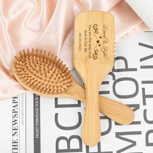 Personalized Bamboo Brushes for Women Custom Name Hair Brush Bridesmaid Hairbrush Detangling Brush For Curly Hair Thick Hair Birthday Gift for Wife Mom Grandma Friends Sister Her