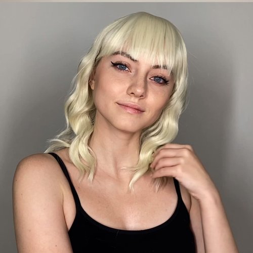 BEHPAY Wig for Women with Bangs Short Wavy Curly Bob Wigs 14 Inch Shoulder Length Synthetic Heat Resistant Wig Daily Party Cosplay Wig