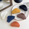 Junfamilee Hair Clip, 1Pc Green Leaf-shaped Hair Clip with Many Teeth, Big Claw Clips, 3.5 Inch, Non slip Leaves Hair Catch Barrette Jaw Clamp Hairpins for Women Girls, Hair Accessories