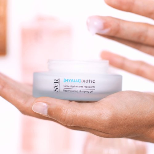 SVR HYALU Biotic Face Moisturizing Gel - Hyaluronic Acid & Stabilized Vitamin C for Dull, Dehydrated Sensitive Skin. 48hrs Hydration to Smooth the Appearance of Fine Lines, 1.7 fl.oz.
