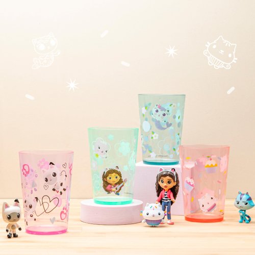 Zak Designs DreamWorks Gabby's Dollhouse Nesting Tumbler Set for At Home, 14.5oz Non-BPA Plastic Cups, 4-Pack (Gabby, Pandy Paws, Cakey Cat, Mercat, Kitty Fairy, Baby Box)