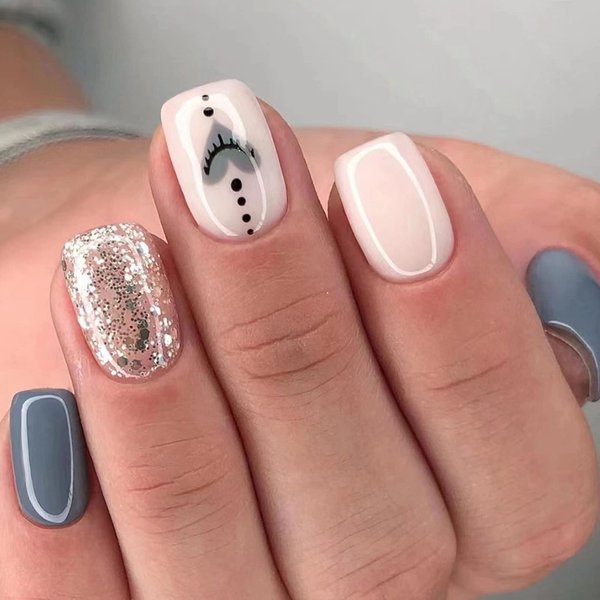 MISUD Short Square Press on Nails Squoval Fake Nails Glossy Glue on Nails Gray Blue Gel Acrylic Nails Bling Glitter Artificial Nails Heart Pattern Stick on White False Nails with Eye Design 24 pcs