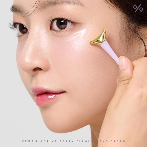 Dr. Ceuracle Vegan Active Berry Firming Eye Cream with Applicator- Gua ShaㅣResveratrol Hydrating Anti-Aging SerumㅣFrench Grape, Cranberry and Vitamin A,G,EㅣEye Treatment for Dark Circles and Puffiness