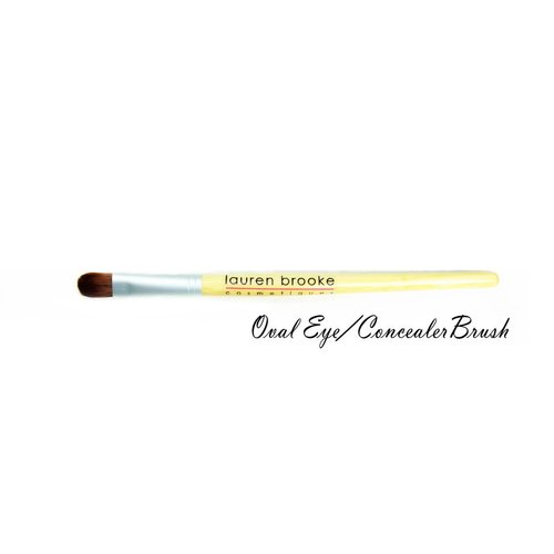 Lauren Brooke Cosmetiques Eco Friendly Bamboo Makeup Brush (Oval Eye/Concealer Brush)