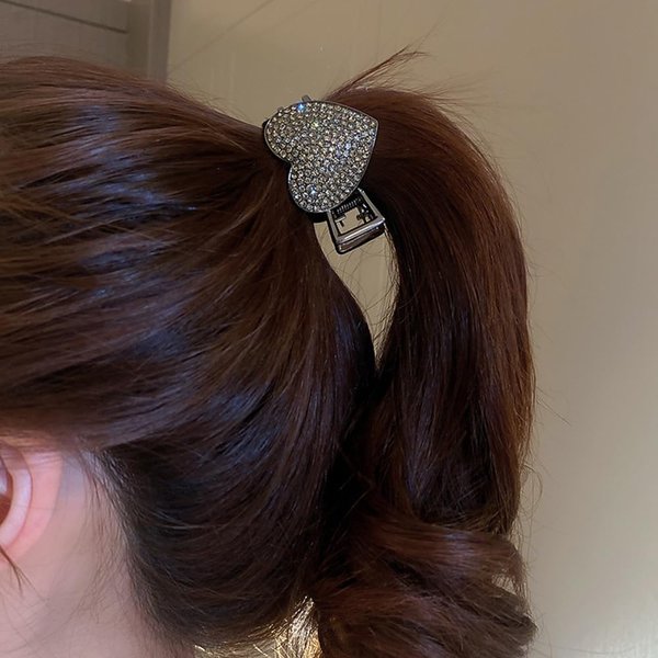 Jumwrit Small Metal Hair Claw Clip Glitter Love Heart Hair Barrette Ponytail Holder Hair Clip Shiny Rhinestone Hair Clamp Strong Hold Hairpin Accessories for Women Girls (Black)
