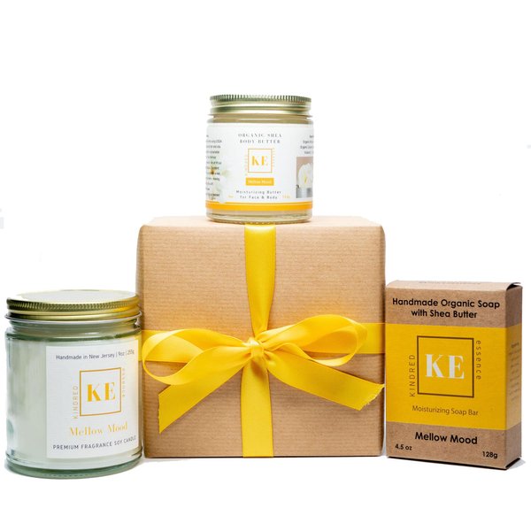 Kindred Essence 3-Piece Spa Gift Set for Mom | Handmade | Bridesmaid Gift | Birthday Gift | with Gift Wrapping (Mellow Mood)