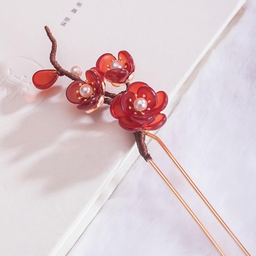 Red Plum Blossom Pearl Hairpin Chinese Hanfu Style Hair Fork Retro Flower with Metal Handmade Hair Clip Hair Accessories for Women Girls Long Hair (Red Plum blossom)