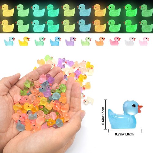 Doanpusi 100 Pcs Mini Ducks Glitter Tiny Small Ducks to Hide Plastic Resin Anime Figure for Dollhouse Landscape Home Dcorations Glitter