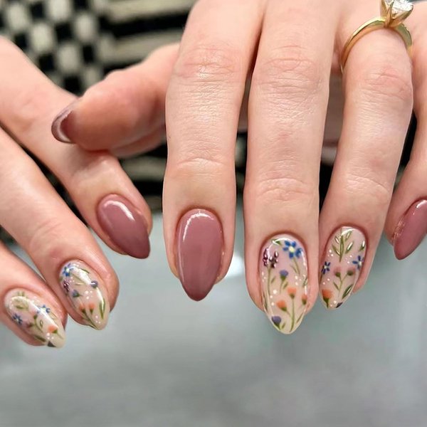 30Pcs Almond Fake Nails RTKHFZE Short Press on Nails with Cute Flower Designs Press on False Nails Glossy Acrylic Nails Artificial False Nails Full Cover Stick on Nails for Women
