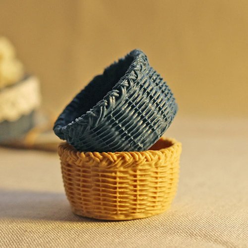 Dollhouse Miniature Plant Stand Basket：Cabilock 3Pcs Miniature Dollhouse Crafts Miniature Woven Basket Small Craft for Girls and Boys DIY