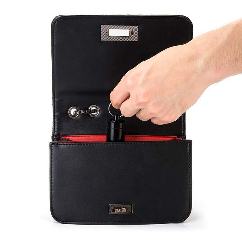 CHIVENIDO Pill Keychain Holder - Small Pill Box Waterproof Pill Fob Organizer Portable Pill Holder Keychain (Black)