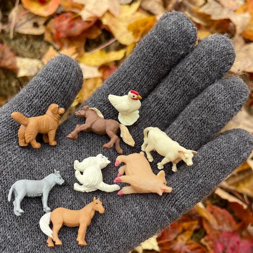 Safari Ltd. Good Luck Minis Ranch Fun Pack – 8 Mini Figurines or Ranch Animals – Educational Toy Figures for Kids Ages 5+