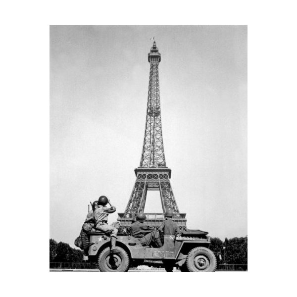New 8x10 World War II Photo: 4th U.S. Infantry in Liberated Paris