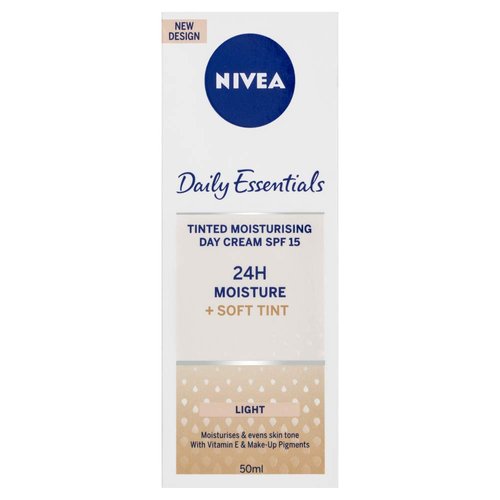 Nivea Visage Daily Essentials Tinted Moisturising Day Cream Natural SPF 15 (50ml)