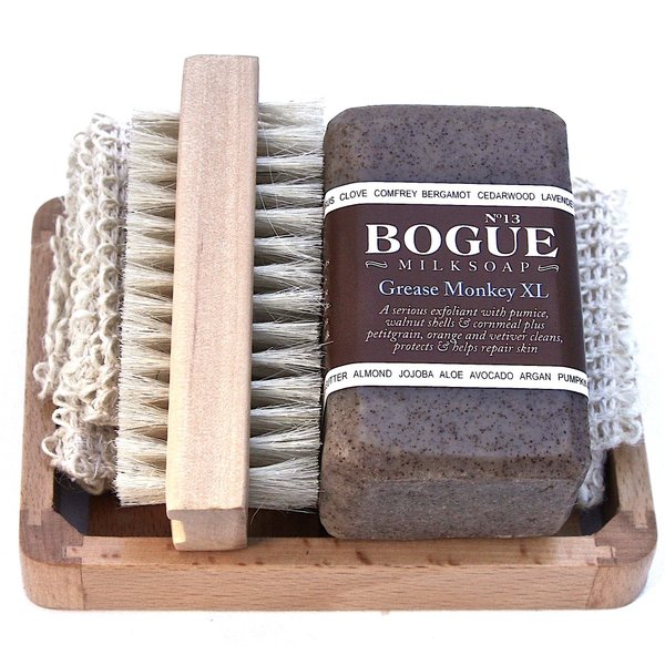 Handmade Goat Milk Soap Giftset- BOGUE BESPOKE No.13XL GreaseMonkey Blend -Serious scrubbing power soap with Essential oils of Orange & Vetiver help repair skin. Sisal Cloth, Nail Scrubber & Tray