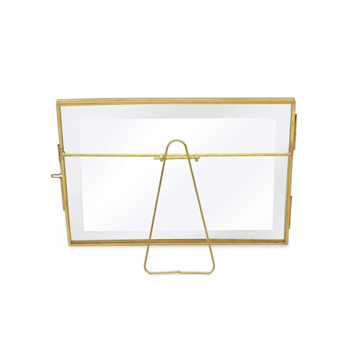 Isaac Jacobs 5x7, Antique Gold, Vintage Style Brass and Glass, Metal Floating Picture Frame (Horizontal) with Locket Closure, for Photos, Art, More, Tabletop Display (5x7 Antique Gold)