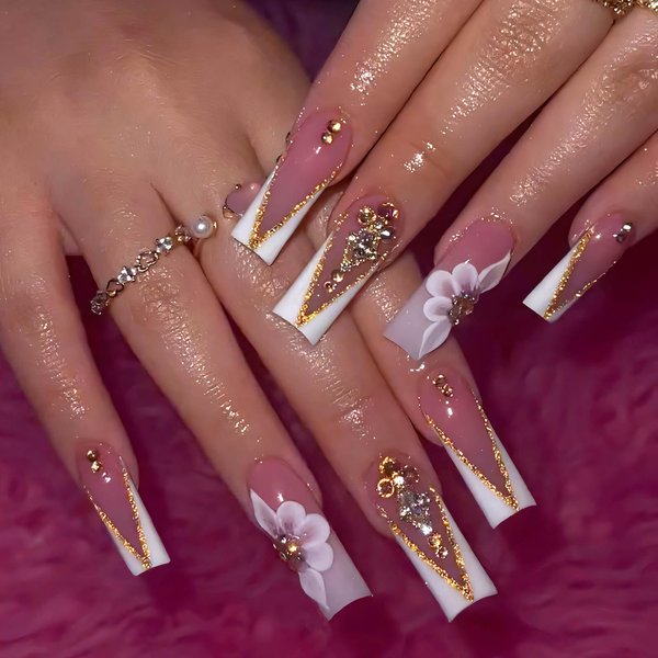 QQPPOLIU Nail Press Ons French Press on Nails Nude Nails with Rhinestones and Flower Designs Long Nails Medium Coffin Press on Nails Square 3d Press on Nails Glitter Fake Nails 24pcs