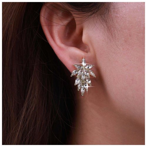 Sttiafay Vintage Crystal Leaf Earrings Leaf Cluster Cz Earrings Gold Rhinestone Leaf Drop Earrings Sparkly Cz Wedding Stud Earrings Jewelry for Women and Girls