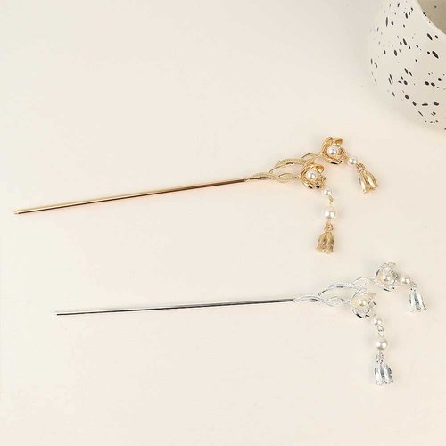 2 Pcs Metal Flower Tassel Hair Pins Vintage Pearl Flower Hair Sticks Retro Hair Chopsticks Elegant Chignon Pins Hair Accessories for Women and Girls (Gold, Silver)