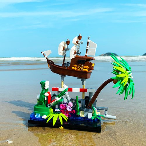 ENJBRICK Pirates Ship Building Kit for Adutls,Cute Animal Building Toy for Girls and Boys 8-14 Years Up 448 pcs