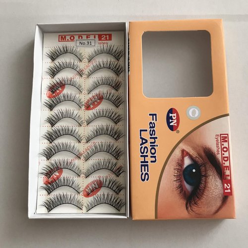 Model 21 False Eyelashes, No. 31, 10 Pairs
