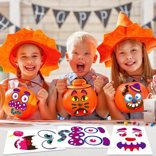 300PCS Halloween Stickers for Kids, Cute Halloween Stickers Bulk Vinyl Waterproof Pumpkins Stickers for Water Bottle Windows Skateboards Computer Halloween Party Favors Trick or Treat Gifts