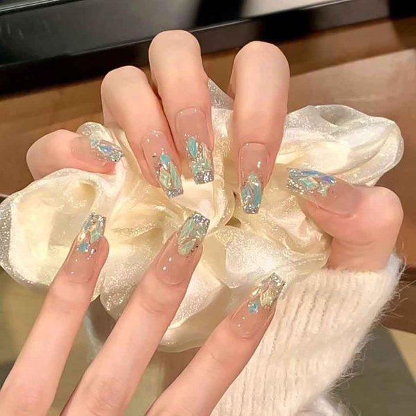 RikView Coffin Press on Nails Long Fake Nails with 3D Rhinestones Green Nails Glossy Nails for Women 24 PCS