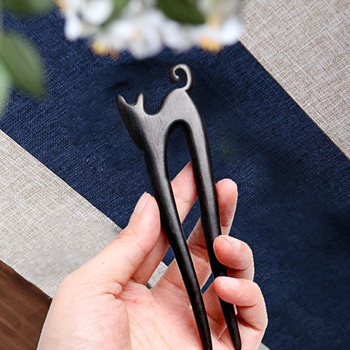2 Pcs Sandalwood Cat Hairpin Retro Style Palace Hair U Shape French Hair Pin Handmade Carved Hair Fork Wooden Hair Sticks Hair Sticks for Long Hair Chopsticks for Hair Accessories with Cute Design