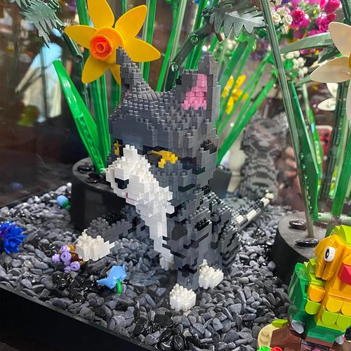 Mini Building Blocks Cat Pet Building Toy Sets, DIY Animal Micro Blocks Adult Building Set Micro 3D Building Toy Bricks Cats Construction Toy Gift for Teens 1300PCS